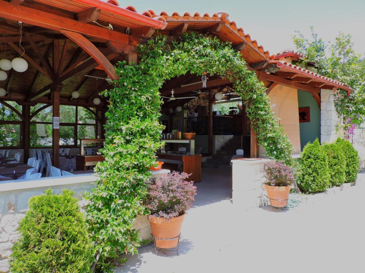 Julia Hotel فوركا المظهر الخارجي الصورة